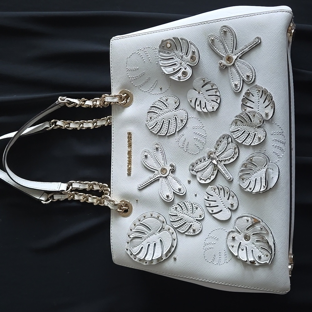 MICHAEL KORS Tote Bag Shoulder Chain Leaf Dragonfly White White